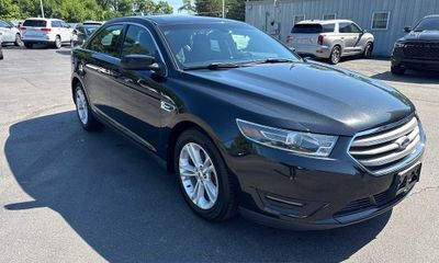 2015 Ford Taurus SEL
