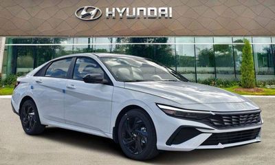2026 Hyundai Elantra SEL Sport Premium
