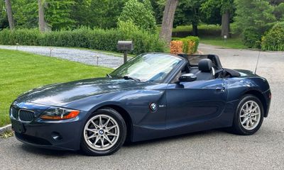 2004 BMW Z4 2 5I