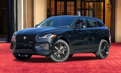 2025 Jaguar F-Pace P400 S