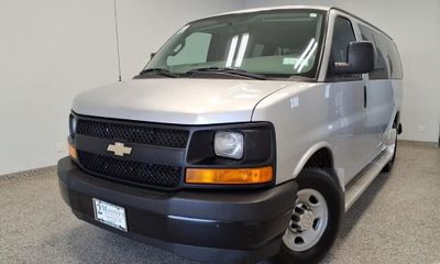2017 Chevrolet Express Passenger LS