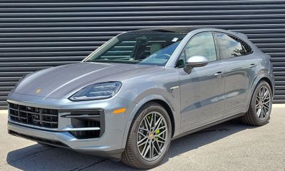 2026 Porsche Cayenne E Hybrid Coupe