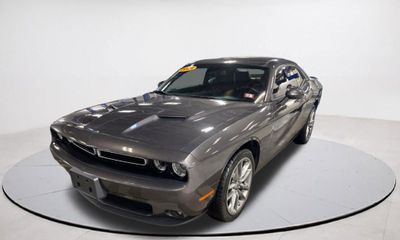 2021 Dodge Challenger SXT