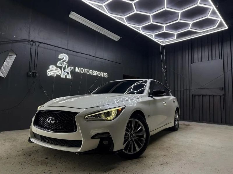 2020 Infiniti Q50 — a typically priced live listing