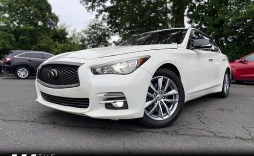 2017 Infiniti Q50 Premium
