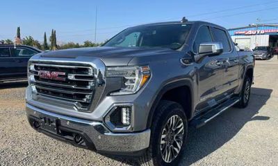 2020 GMC Sierra SLT