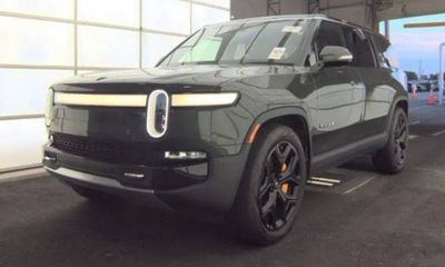 2023 Rivian R1S Launch Edition