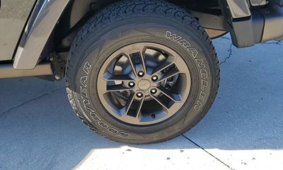 2017 Jeep Wrangler Sahara