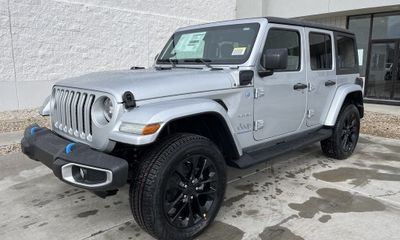 2023 Jeep Wrangler Sahara 4XE