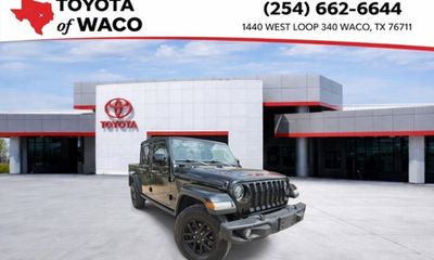 2023 Jeep Gladiator Sport