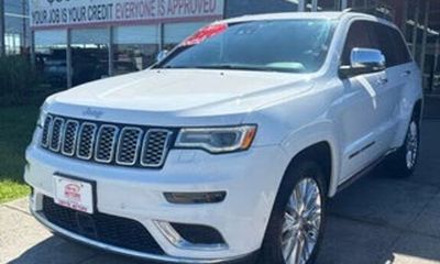 2017 Jeep Grand Cherokee Summit