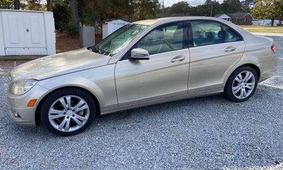 2010 Mercedes-Benz C-Class C300