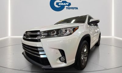 2017 Toyota Highlander LTD Platinum