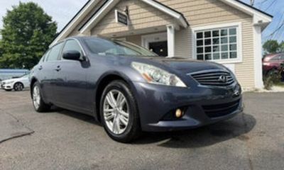 2011 Infiniti G37