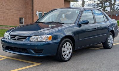 2002 Toyota Corolla S