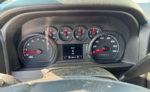 2025 Chevrolet Silverado HD Custom