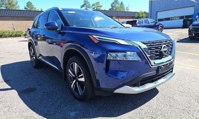 2023 Nissan Rogue Platinum