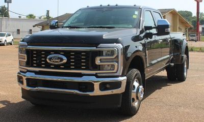 2026 Ford F-350 Platinum
