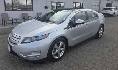 2011 Chevrolet Volt Premium