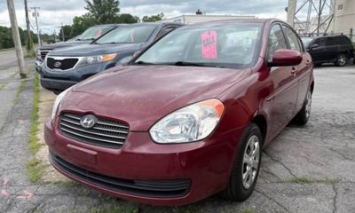 2010 Hyundai Accent GLS