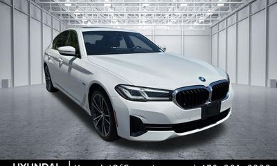 2023 BMW 530E Hybrid Plug
