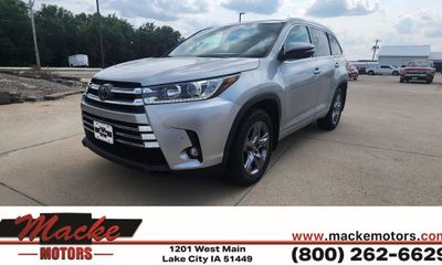 2019 Toyota Highlander LTD Platinum
