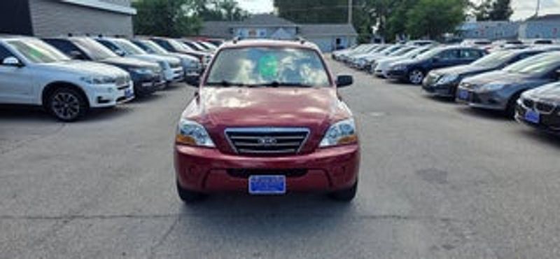 2008 Kia Sorento — a typically priced live listing
