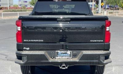 2022 Chevrolet Silverado LTD Trail Boss Custom