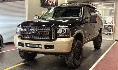 2005 Ford Excursion Eddie Bauer