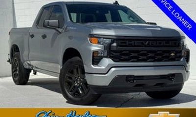 2025 Chevrolet Silverado LT