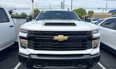 2024 Chevrolet Silverado HD Work Truck