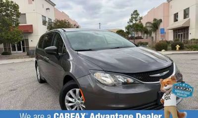 2017 Chrysler Pacifica Touring