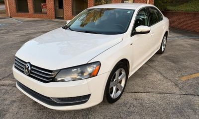 2014 Volkswagen Passat S
