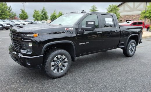 2026 Chevrolet Silverado HD Custom
