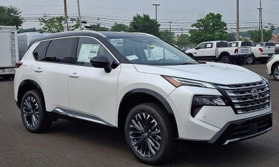 2026 Nissan Rogue Platinum
