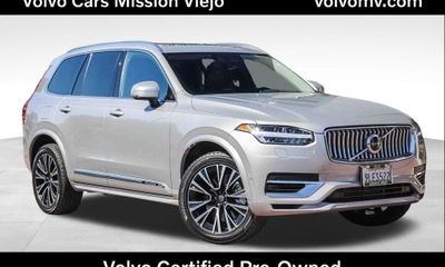 2024 Volvo XC90 Plus Bright