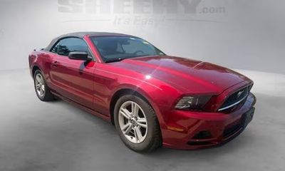 2014 Ford Mustang V6 Convertible