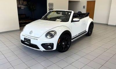 2017 Volkswagen Beetle Dune