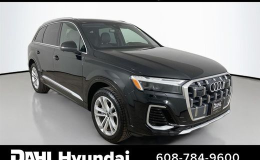2025 Audi Q7 Quattro Premium Plus