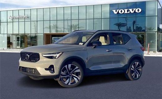 2026 Volvo XC40 Ultra Dark