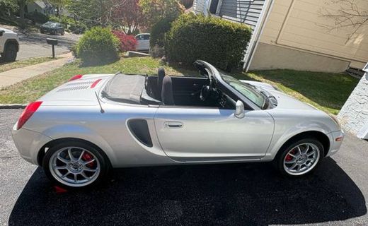 2000 Toyota MR2 Spyder