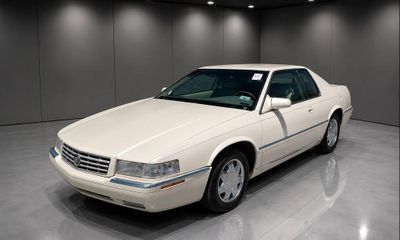 2002 Cadillac Eldorado ESC