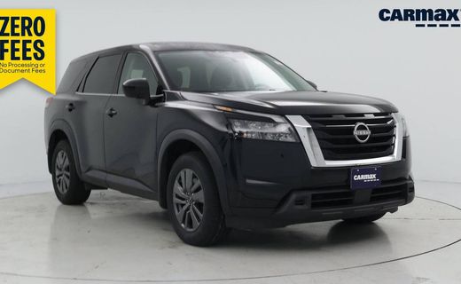 2024 Nissan Pathfinder S