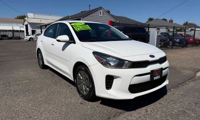 2020 Kia RIO LX S