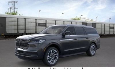 2026 Lincoln Navigator L Premier