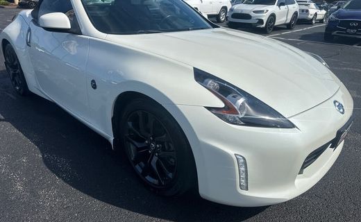 2018 Nissan 370Z Touring