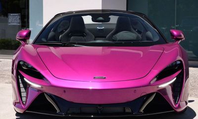 2026 McLaren Artura