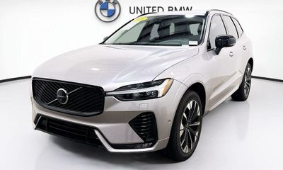 2026 Volvo XC60 Plus Dark