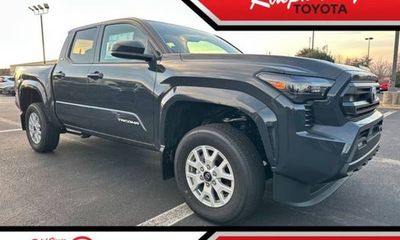 2025 Toyota Tacoma SR5