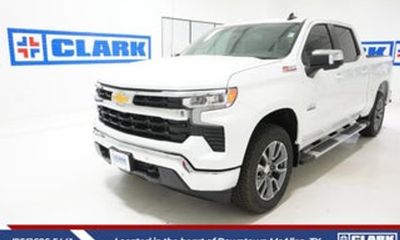 2026 Chevrolet Silverado LT